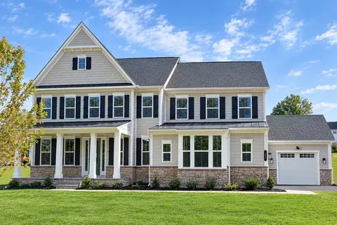 27 James Cloud Cir, Glen Mills, PA 19342
