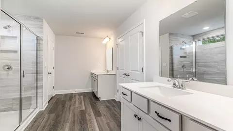 Bath - 626 Shining Sun Ct, Gilbert, SC 29054 photo 3 of 10