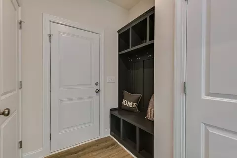 Entry Way - 3123 Wainwright Ct, Florence, SC 29501 photo 5 of 7