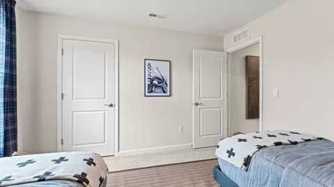 Bedroom - 2201 Hackberry St, Springfield, OH 45505 photo 11 of 20