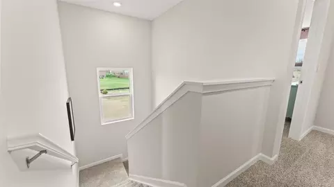 Entry Way - 2201 Hackberry St, Springfield, OH 45505 photo 4 of 8