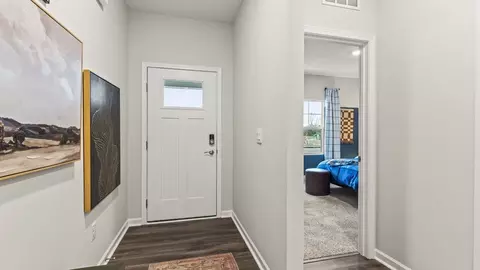 Entry Way - 2201 Hackberry St, Springfield, OH 45505 photo 7 of 8