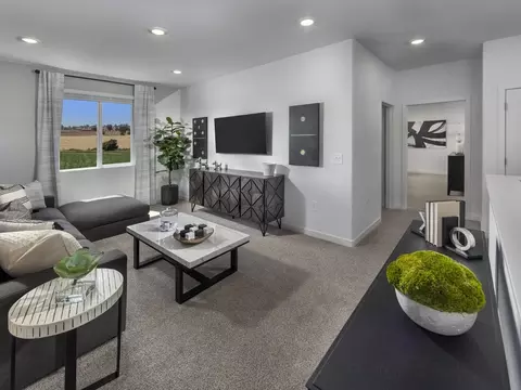 Living - 1292 Revere Loop, Galt, CA 95632 photo 2 of 4