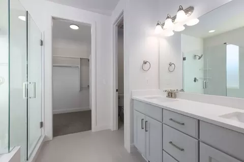 Bath - 11629 Engelmann Dr, Draper, UT 84020 photo 1 of 5