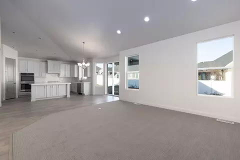 Living - 11629 Engelmann Dr, Draper, UT 84020 photo 1 of 3