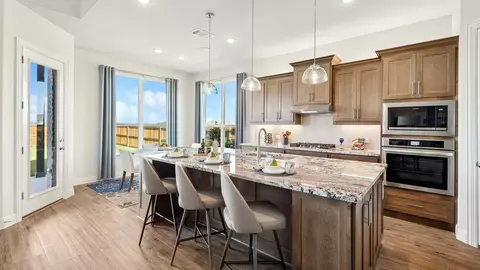 Kitchen - 405 Shadowfax Dr, Aledo, TX 76008 photo 7 of 7