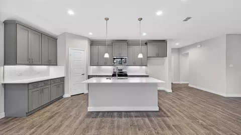 Kitchen - 1935 Jackson St, Cleburne, TX 76033 photo 3 of 4