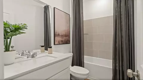 Bath - 5094 Loyalty Dr, Saint Cloud, FL 34772 photo 4 of 4