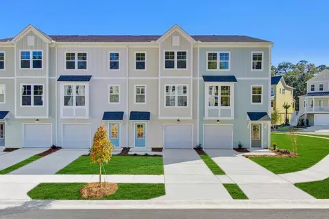 479 Caledon Ct, Johns Island, SC 29455