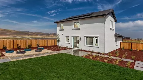 Exterior - 2312 Stagecoach Rd, Patterson, CA 95363 photo 3 of 4