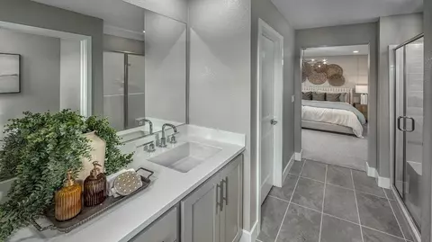 Bath - 2312 Stagecoach Rd, Patterson, CA 95363 photo 1 of 4