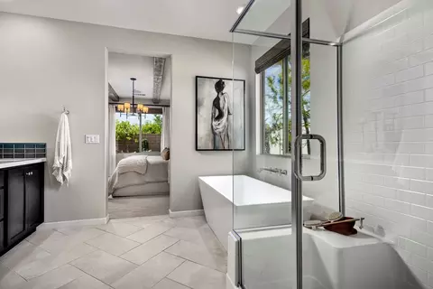 Bath - 5412 Hoffer St, Banning, CA 92220 photo 2 of 3