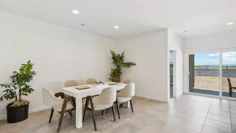 Dining - 2874 W Stearn Ave, Apache Junction, AZ 85120 photo 1 of 6