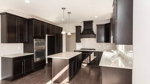 Kitchen - 930 E Drahner Rd, Oxford, MI 48371 photo 8 of 10