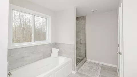 Bath - 930 E Drahner Rd, Oxford, MI 48371 photo 4 of 11