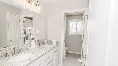 Bath - 930 E Drahner Rd, Oxford, MI 48371 photo 6 of 11