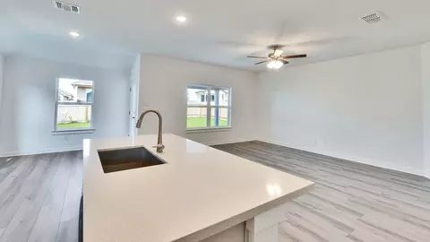 200 Beaver Creek Dr, Jarrell, TX 76537 photo 16