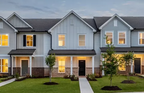 171 Glenmore Gardens Rd, Raleigh, NC 27603