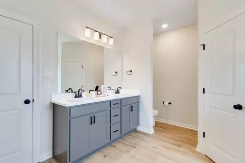Bath - 48182 Grassland St, Robert, LA 70455 photo 1 of 4