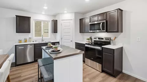 Kitchen - 104 S Pippin Ave, Deer Park, WA 99006 photo 2 of 5