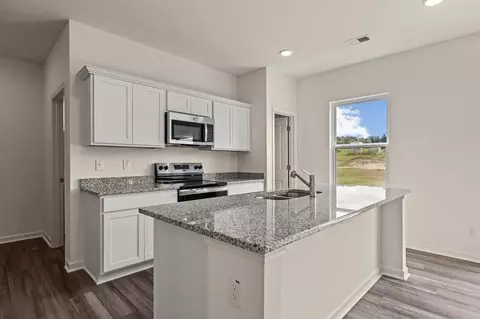 Kitchen - 404 Otway Loop, Bethlehem, GA 30620 photo 3 of 3