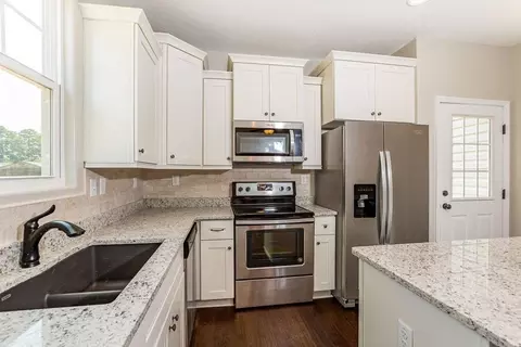 Kitchen - 234 Hall Rd, Hampton, VA 23664 photo 4 of 5