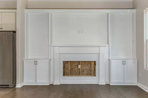 Living - 234 Hall Rd, Hampton, VA 23664 photo 1 of 6