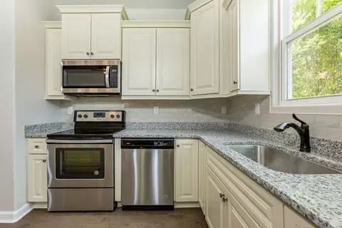 Kitchen - 234 Hall Rd, Hampton, VA 23664 photo 3 of 5