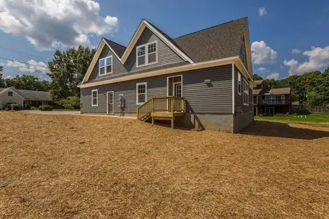 Exterior - 234 Hall Rd, Hampton, VA 23664 photo 7 of 12