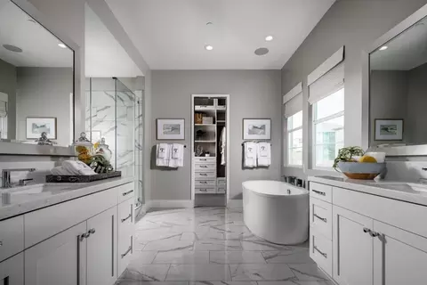 Bath - 2195 Sagebrush Lp, Montebello, CA 90640 photo 1 of 2