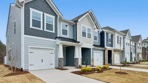 945 Kensley Grove Ln, Fuquay-varina, NC 27526