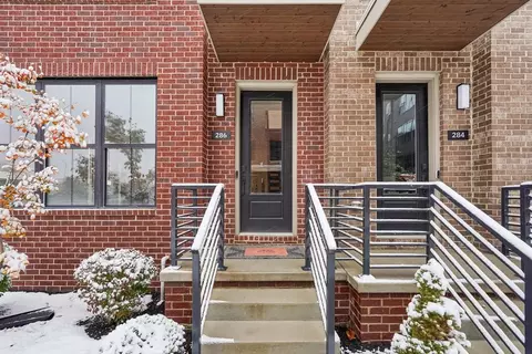 286 Dickenson St, Columbus, OH 43215