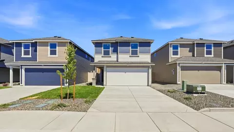 4924 NE 57th Ct, Vancouver, WA 98661