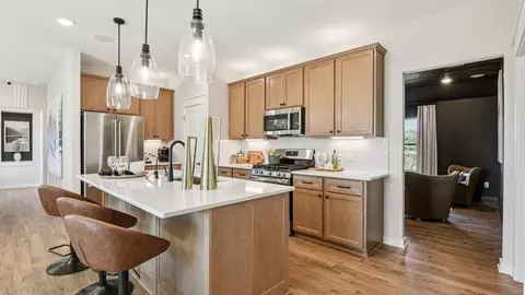 Kitchen - 2719 Echinacea Path, Converse, TX 78109 photo 4 of 5