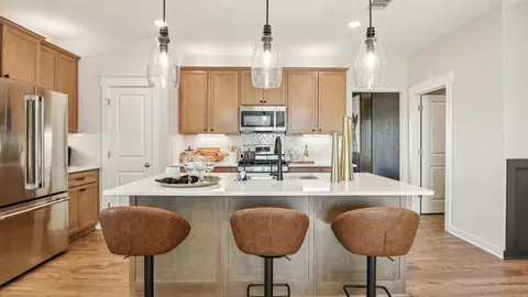 Kitchen - 2719 Echinacea Path, Converse, TX 78109 photo 5 of 5