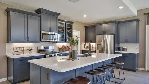 Kitchen - 2719 Echinacea Path, Converse, TX 78109 photo 1 of 6