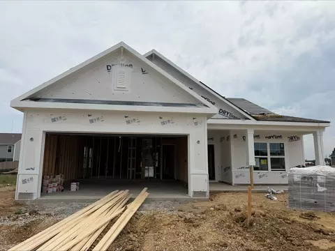 685 Braxton St, Trafalgar, IN 46181
