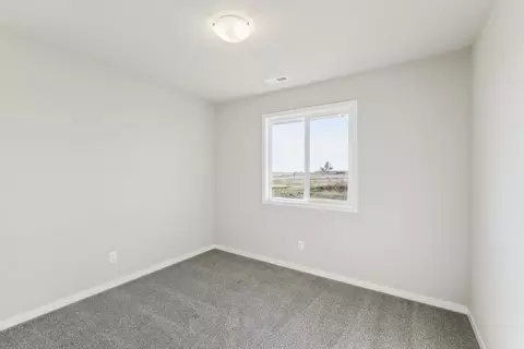 Bedroom - White Oak Ln, Granger, IA 50109 photo 3 of 4