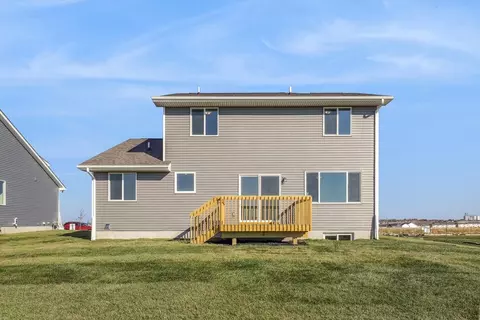 Exterior - White Oak Ln, Granger, IA 50109 photo 3 of 4
