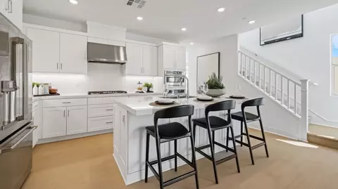 Kitchen - 619 Guy Turner Dr, Camarillo, CA 93010 photo 1 of 7