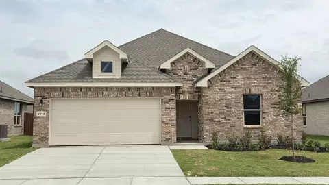 1913 Preakness Dr, Granbury, TX 76049