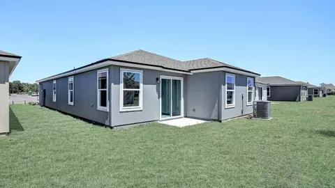 Exterior - 12 Divot Pl, Bunnell, FL 32110 photo 2 of 11