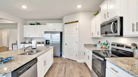 Kitchen - 4776 Eider Rd, Pace, FL 32571 photo 2 of 8