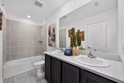 Bath - 1464 Django Dr, Haslet, TX 76052 photo 2 of 18