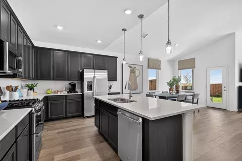 Kitchen - 1464 Django Dr, Haslet, TX 76052 photo 15 of 16
