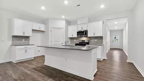 Entry Way - 846 Comice Pear Way, Willow Spring, NC 27592 photo 2 of 5