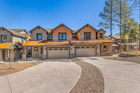 4311 Appaloosa St, Flagstaff, AZ 86001