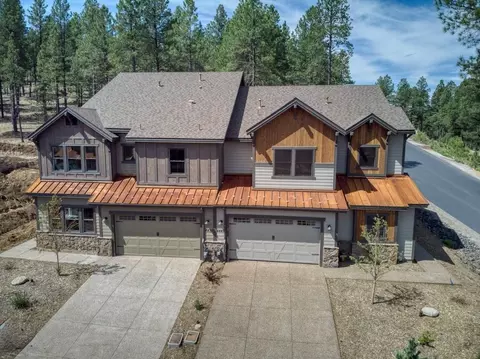 4311 Appaloosa St, Flagstaff, AZ 86001