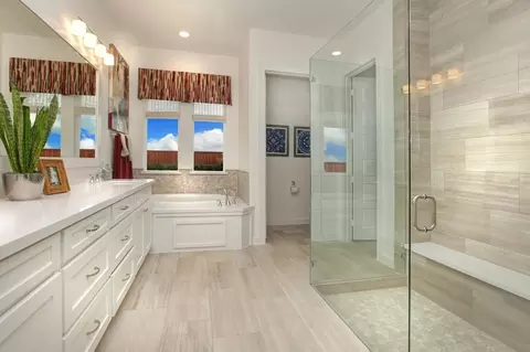 Bath - 2012 Grey Birch Pl, Aledo, TX 76008 photo 1 of 4
