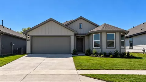 1536 Lemon Tree Ln, Fort Worth, TX 76140